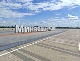 МАШИНЫ ВЫСТРОИЛИСЬ В РЯД